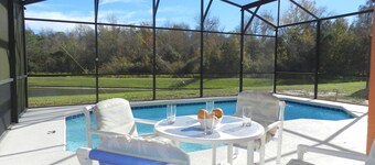 Fantastic villa, 12 mins to Disney with private pool, wi-fi, games room.