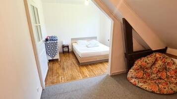 3 bedrooms, iron/ironing board, travel cot, WiFi