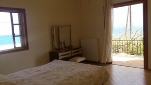Villa, 3 habitaciones | 3 habitaciones, escritorio, tabla de planchar con plancha y wifi gratis 