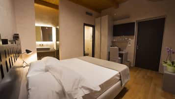 Exclusive Room, Terrace | Egyptian cotton sheets, premium bedding, down duvets, memory-foam beds