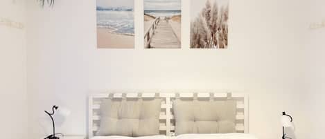 2 bedrooms, bed sheets