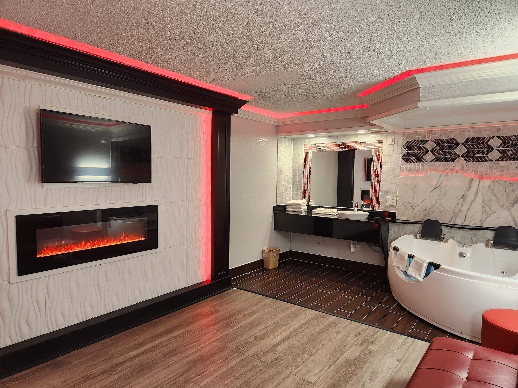 Desk, blackout curtains, iron/ironing board, free WiFi