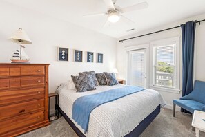 2 bedrooms, iron/ironing board, WiFi, bed sheets - Sunset Sound: Water Views, Shared Pool, Elevator (Nags Head)