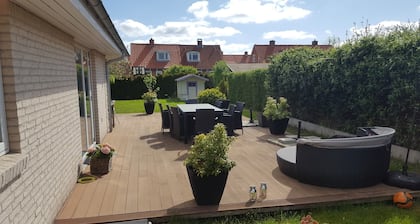Casa familiar grande (200 m²). Tranquilo pero cerca de Copenhague
