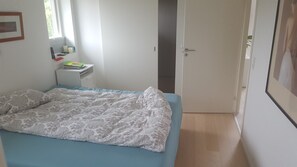 4 bedrooms, WiFi, wheelchair access - Large, family house (200 sqm). Quiet but close to Copenhagen (Virum)