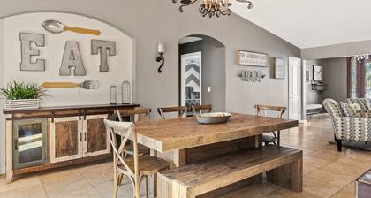 LUXURY 5 makuuhuoneen w / lämmitetty allas ja näkymät!