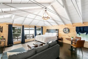 Luxury Cabin | Living area | Flat-screen TV - The Trace at Oak Lake (Havelock-Belmont-Methuen)