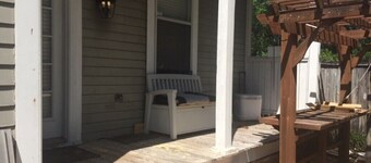 Midtown Classic: A spacious home for your visit