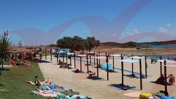 Beach nearby, sun-loungers, beach towels