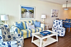 Télévision, lecteur de DVD, livres