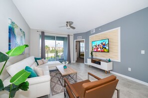 Living area - AB201 Storey Lake Condo 3 bed 2 bath Free Waterpark (Kissimmee)