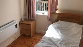 3 chambres, fer et planche Ă  repasser, Wi-Fi gratuit, draps fournis