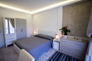 1 bedroom, in-room safe, WiFi, bed sheets