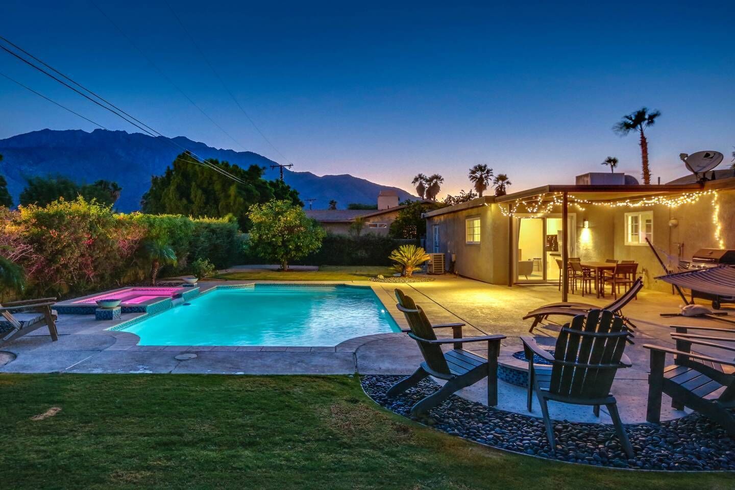 Relax - Spacious, Private Pool+Spa, Mountain Views