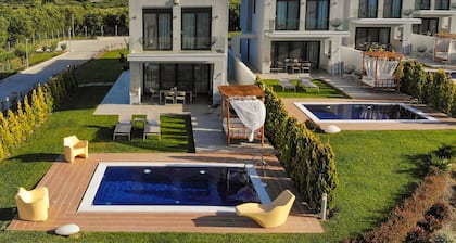 Soleado Luxury Villas