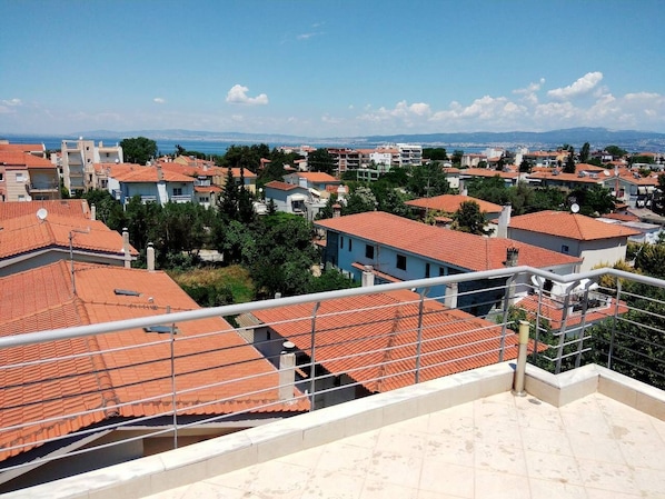 Apartment, 2 Schlafzimmer | Blick vom Balkon