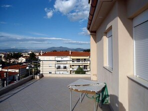 Departamento, 2 habitaciones | Balcón