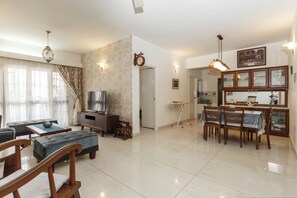 Flat-screen TV, Netflix, ping pong, books