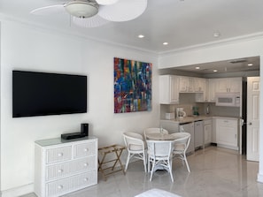 1 bedroom, iron/ironing board, free WiFi, bed sheets - ocean view beachfront charming studio-SoBe on Ocean Dr (Miami Beach)