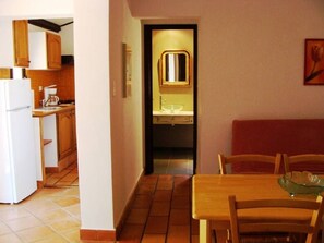 Interior - Villa 2 bedrooms 15mn sandy beaches of Pinarellu and Favone (Conca)