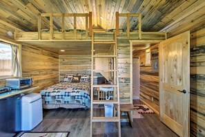 Bureau, accès Internet, draps fournis