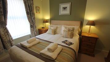 1 bedroom, iron/ironing board, travel cot, free WiFi