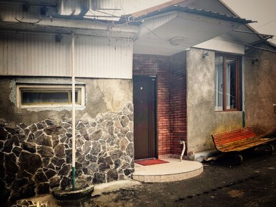 Cozy Apartment with Fireplace