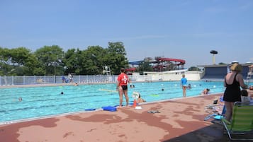 Utomhuspool