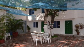 Outdoor dining - CASA VARGAS - Suite 2 (Cartagena)