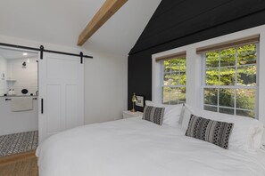 3 sovrum, strykjärn/strykbräda, gratis wi-fi och sängkläder