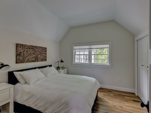 3 bedrooms, iron/ironing board, free WiFi, bed sheets - King Hill Cottage by Sunapee Stays - Fireplace, Kids Nook, Mount Sunapee (New London)
