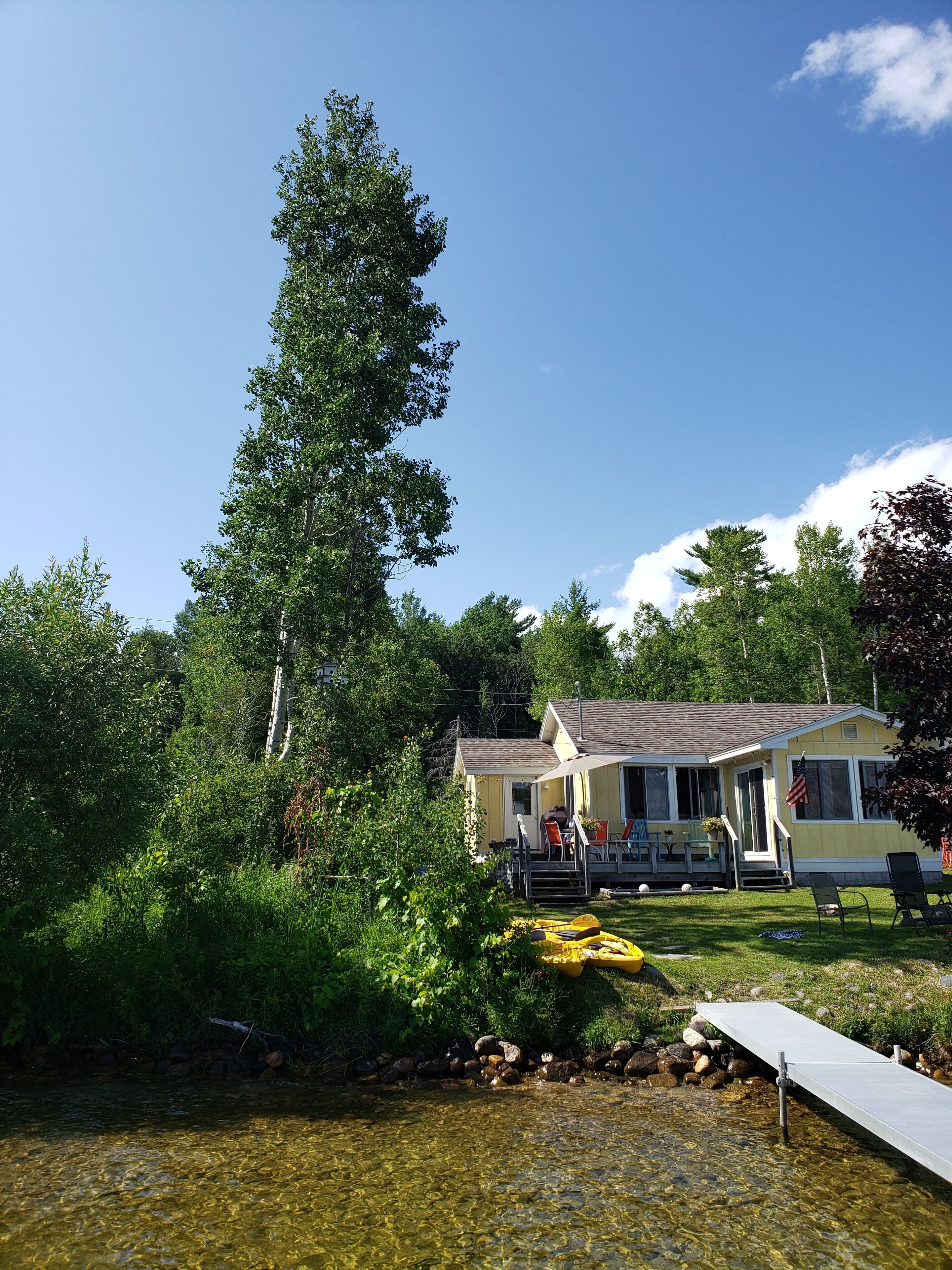 Book for summer! Lakefront cottage just steps from Mullett Lake w/kayaks