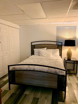 2 Schlafzimmer, Bügeleisen/Bügelbrett, WLAN, Bettwäsche