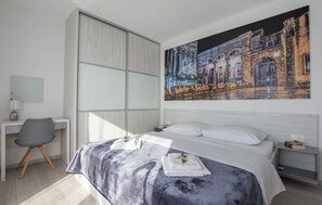 4 chambres, bureau, fer et planche à repasser, Wi-Fi gratuit