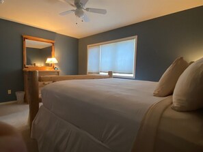 Unclassified image, 3 of 22, button