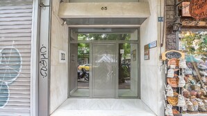 تفاصيل الفندق من الخارج