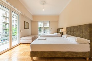 3 slaapkamers, een strijkplank/strijkijzer, wifi, beddengoed