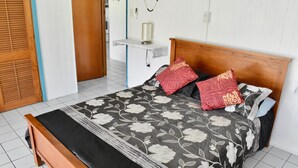 2 多间卧室、熨斗/熨衣板、WiFi、床单