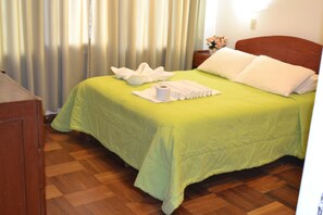 Chambre Double Économique, 1 lit double | Wi-Fi gratuit