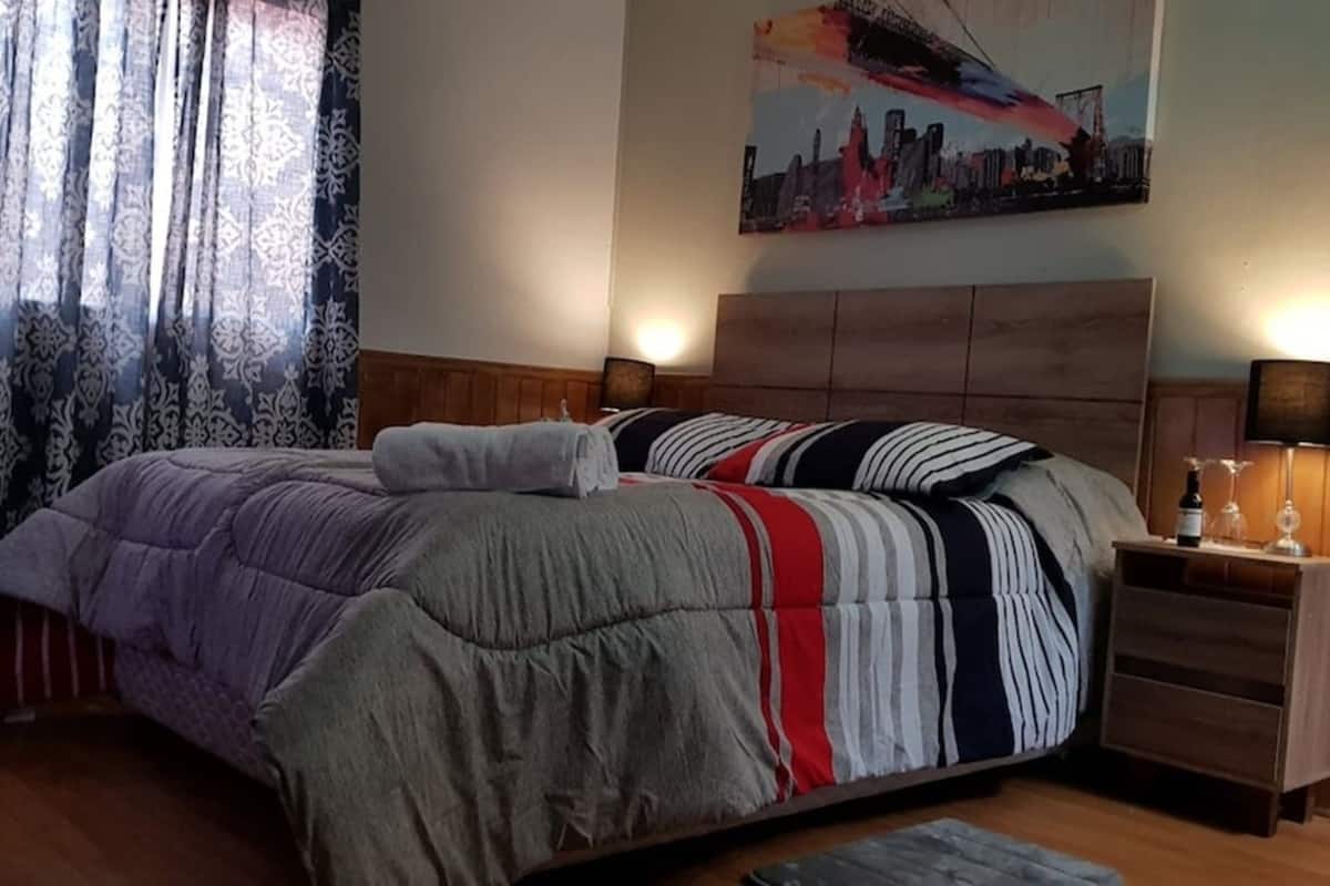 Deluxe Double Room, 1 Queen Bed, Private Bathroom