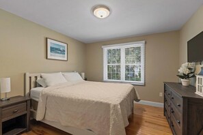 3 bedrooms, iron/ironing board, free WiFi, bed sheets - Shore House 003-DP Newly renovated in Dennis Port, 2 minute walk to the beach! (Dennis Port)