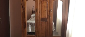 Laura's Place
