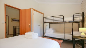 2 bedrooms, free WiFi, bed sheets