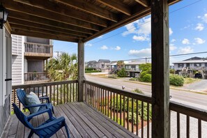 Property grounds - Haven in Topsail Beach: 4BR Oasis with Ocean & Sound Views! Walkable to town! (Surf City)