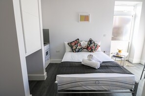 Superior Apartment - kingsbury comfy studios (London)