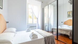 3 bedrooms, iron/ironing board, WiFi