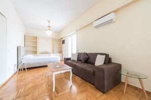 Télévision à écran plat