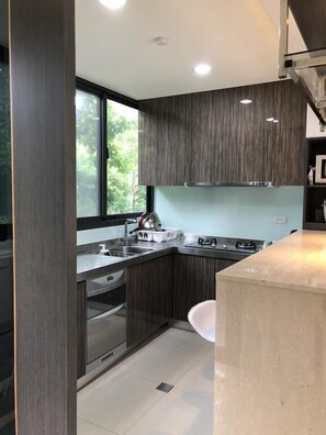 Fridge, electric kettle - Ming Yueju (Guoxing)