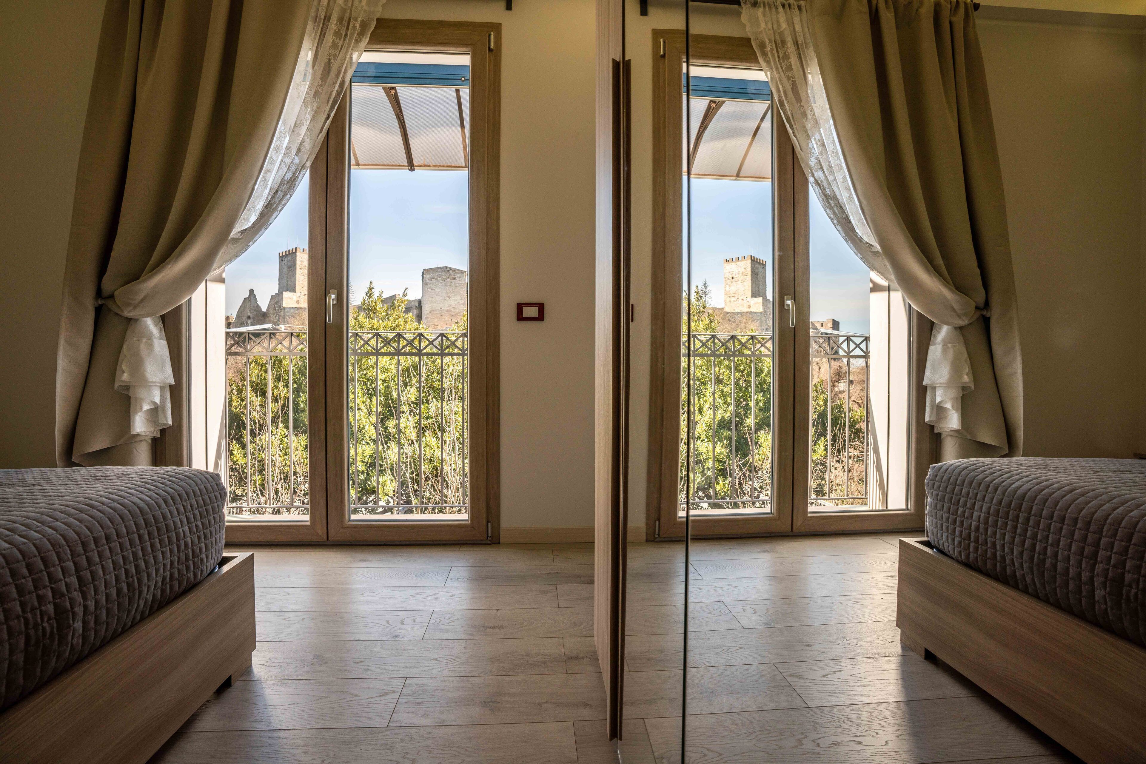 2 bedrooms, in-room safe, WiFi, bed sheets