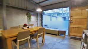 Lobby sitting area - Nowadays (Hualien City)